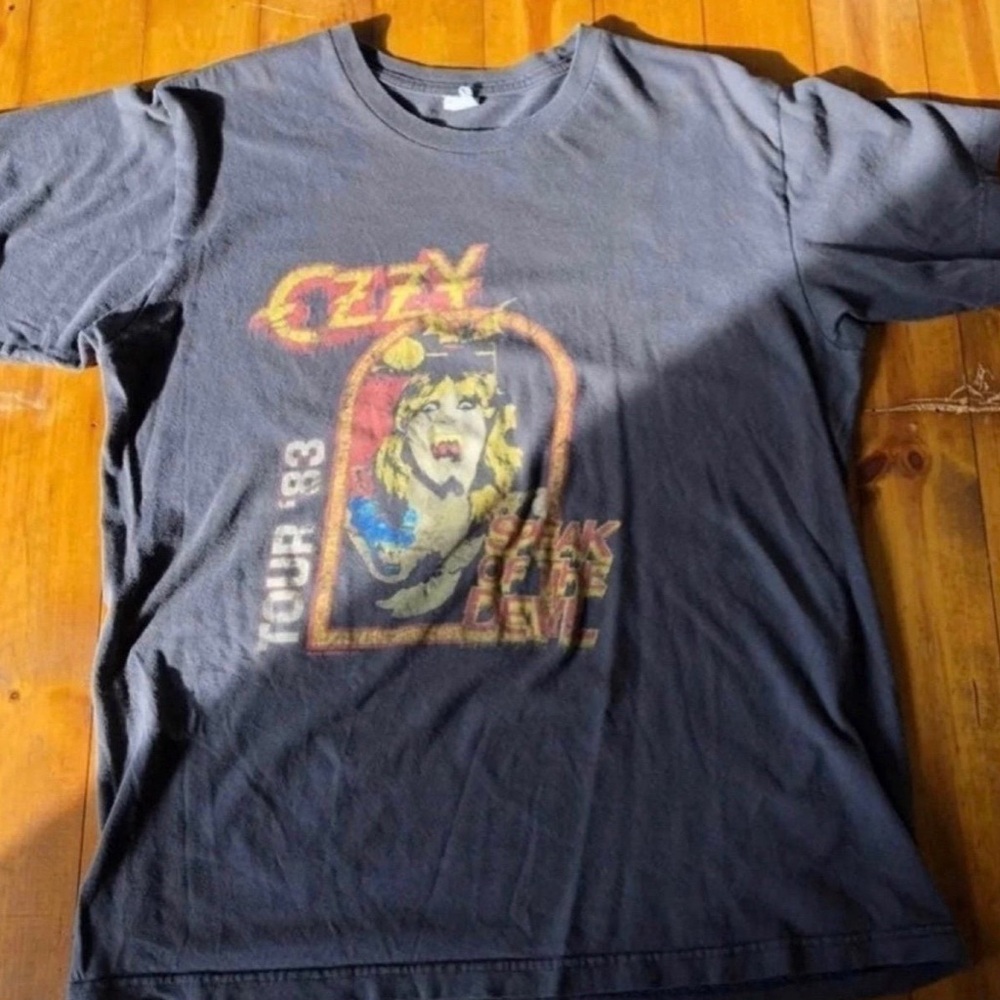 VINTAGE OZZY OSBOURNE 1983 SPEAK OF THE DEVIL T